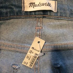 Madewell Jeans - Madwell jean size 28 button fly Madewell Jeans - Madwell jean size 28 button fly
